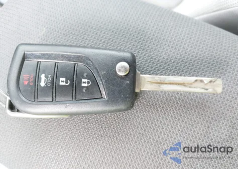 2021 Toyota Corolla Le z USA, uszkodzony, nr VIN 5YFEPMAE2MP178099